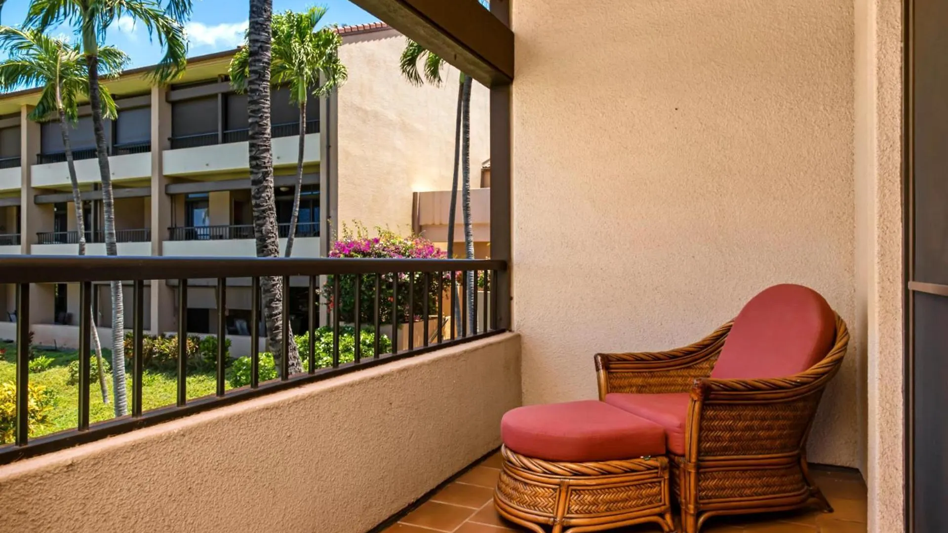 Apartment Kbm Resorts Free Car Kaanapali Royal Kro-G201 Island Inspired Gem